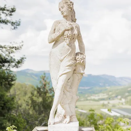 Vila Castello Alidosi *