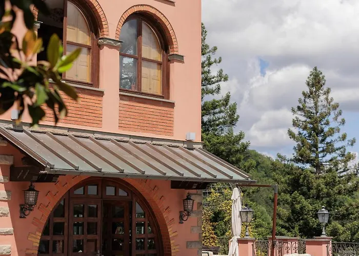 Вилла Castello Alidosi *