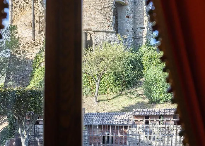 Castello Alidosi Villa